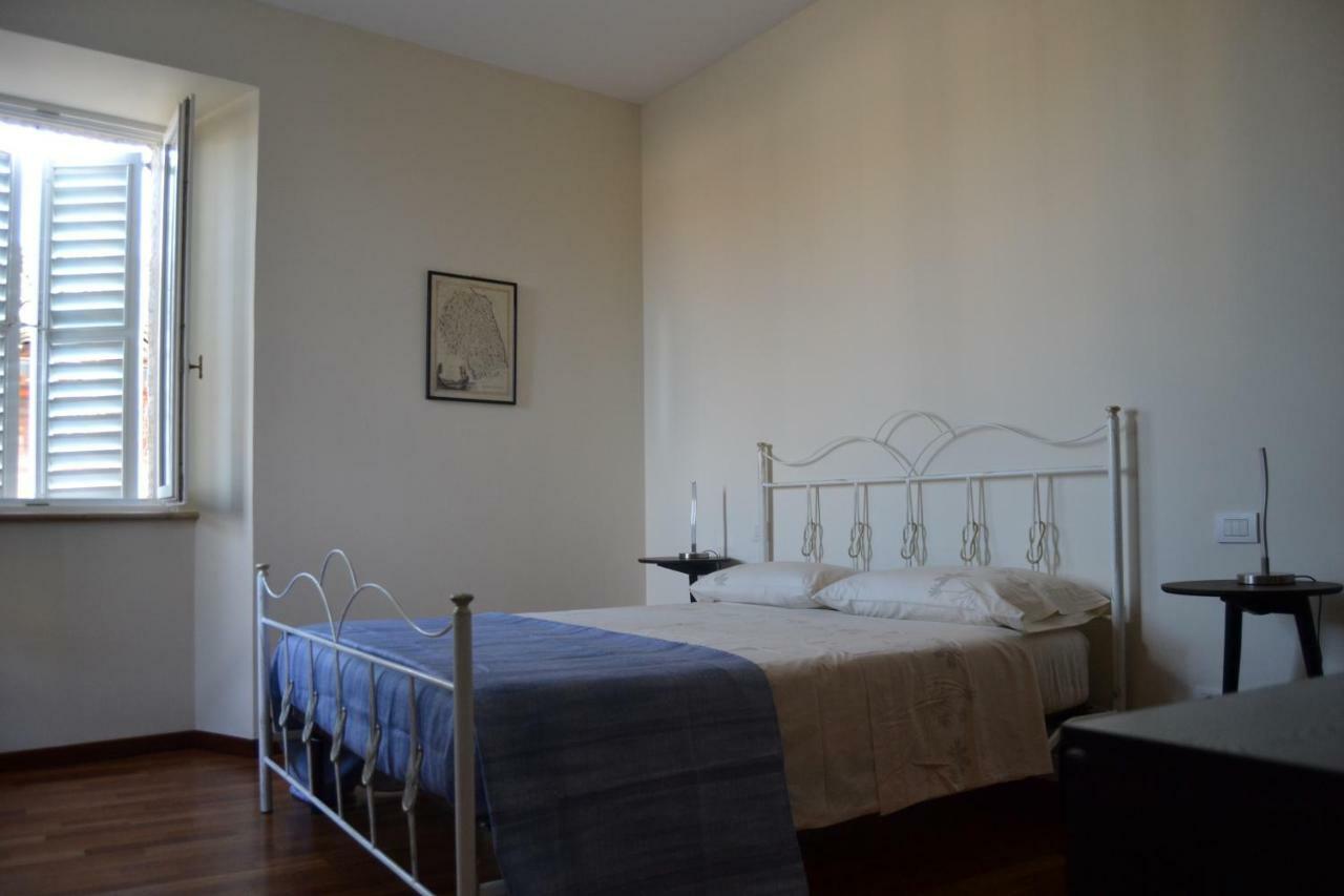 Palazzo Roberti Monte San Giusto